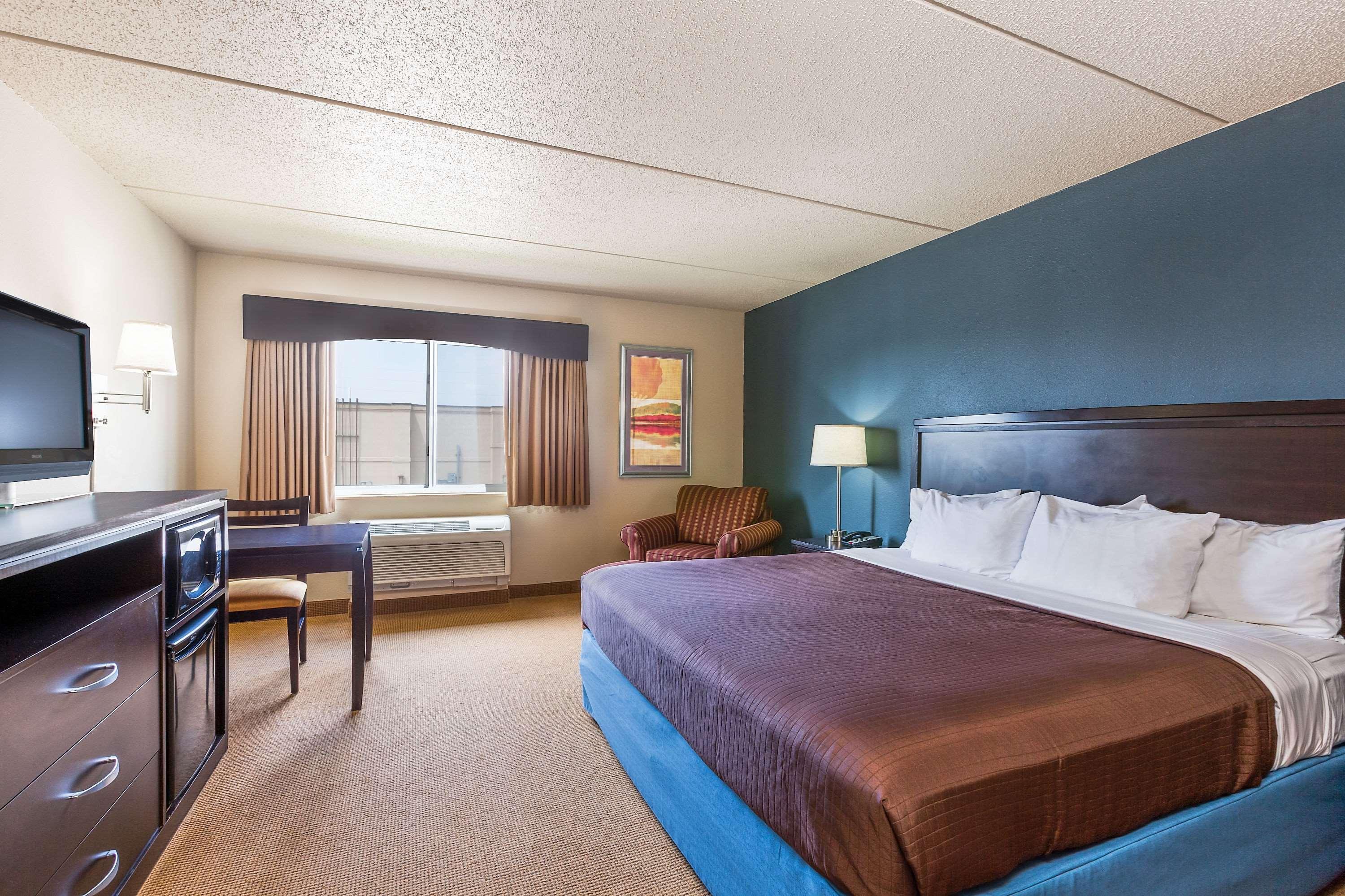 Americinn By Wyndham Monmouth Екстериор снимка