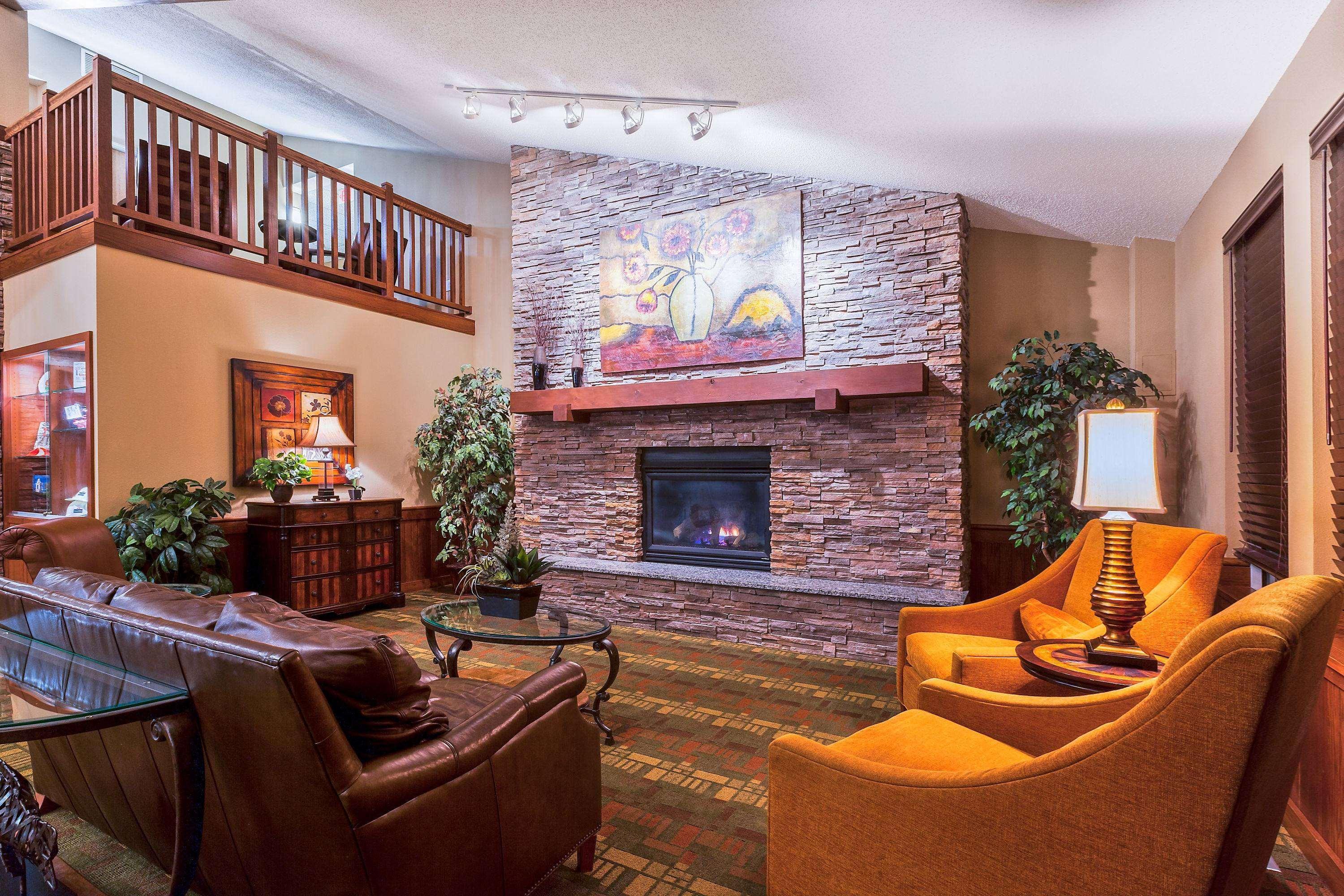 Americinn By Wyndham Monmouth Екстериор снимка